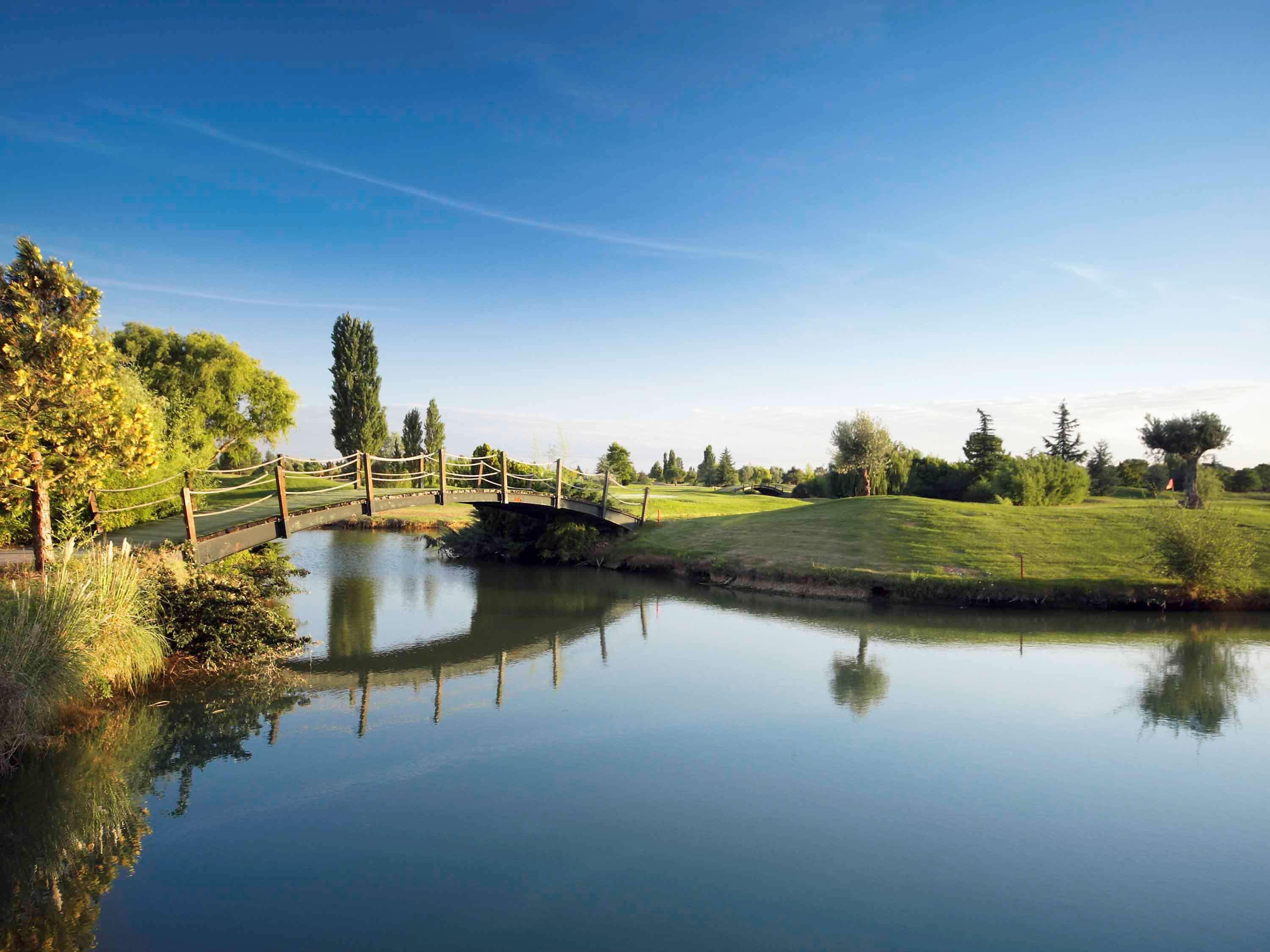 Mercure Toulouse Aeroport Golf De Seilh Eksteriør billede